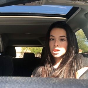 Meet your Posher, Megan